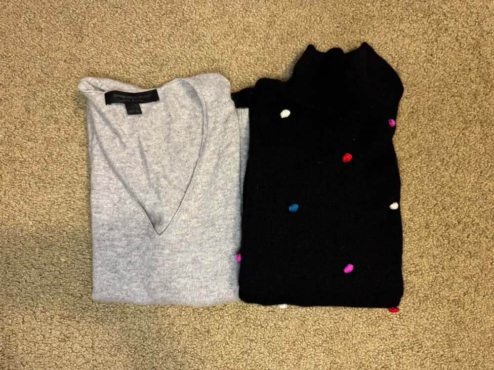 2pcs CASHMERE Sweaters Tops Lot Crafts Cutter Flaws Holes Upcycle Fabric DIY Art